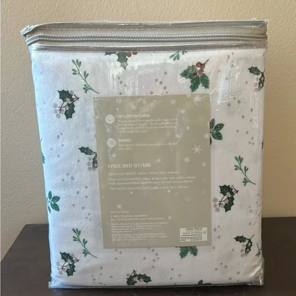 Martha Stewart King Sheet set Christmas Holly Berry New Cotton Flannel